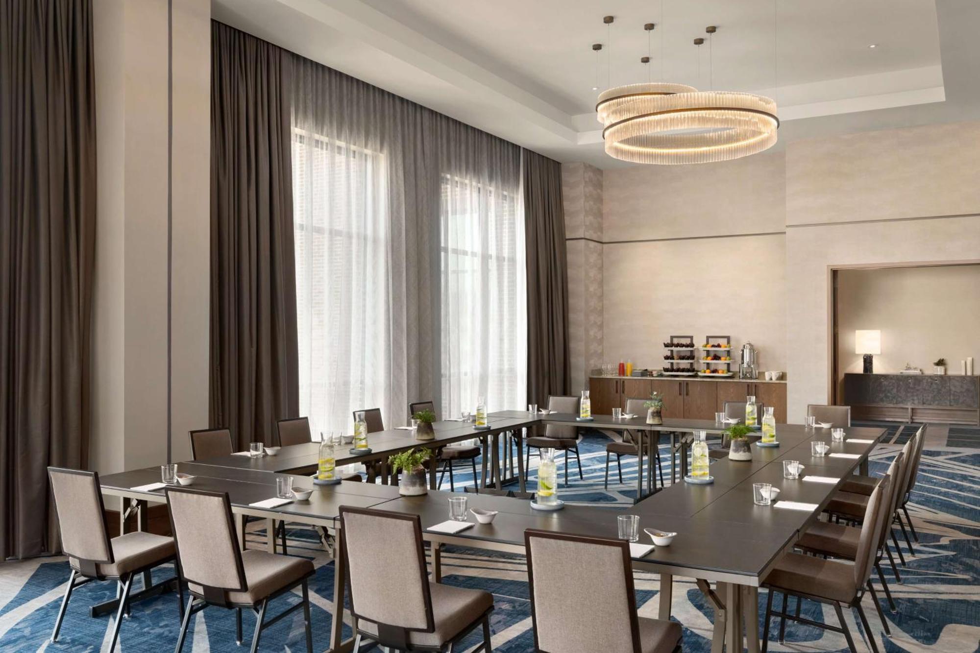 Valley Hotel Homewood Birmingham - Curio Collection By Hilton Luaran gambar
