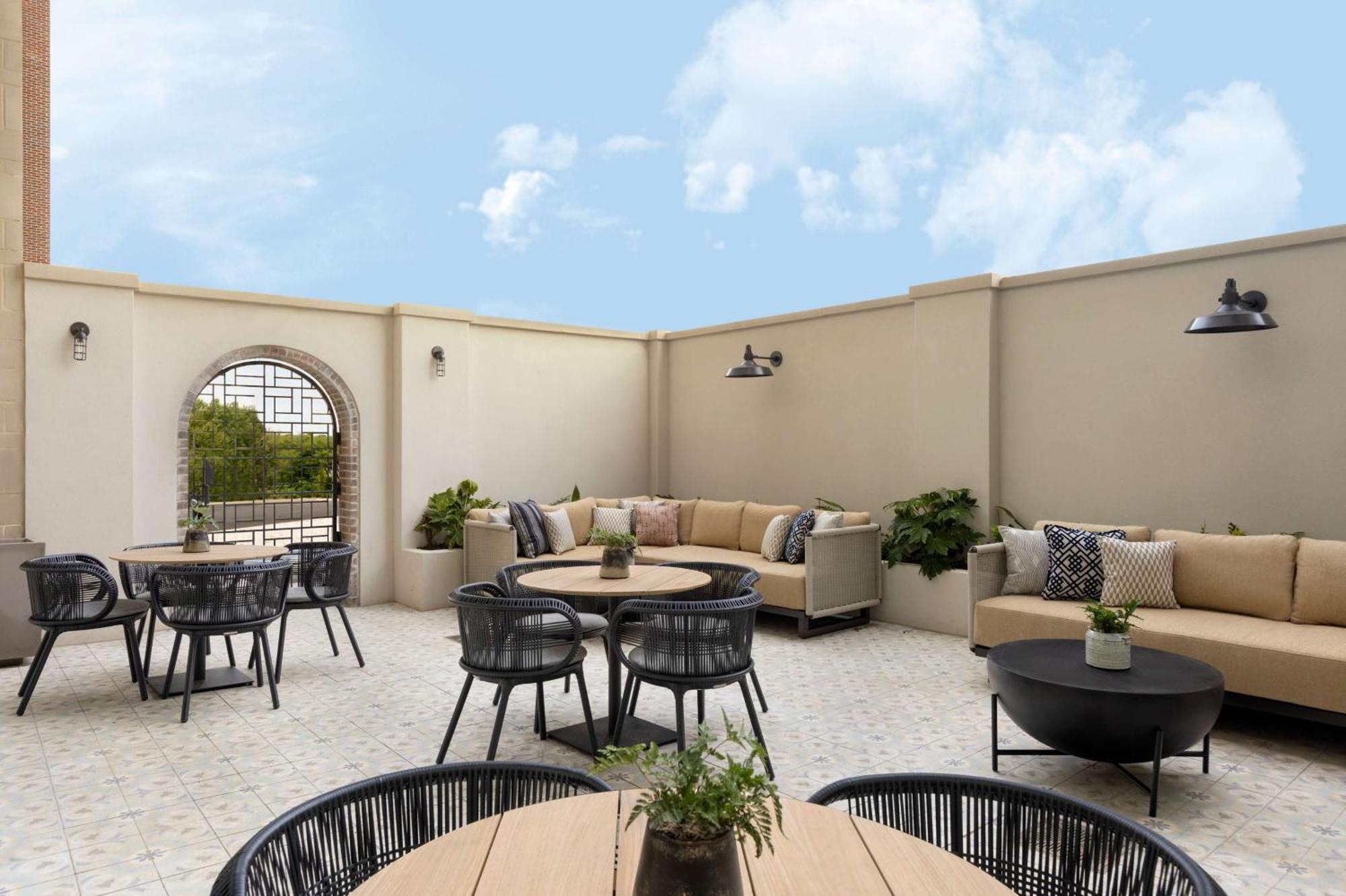 Valley Hotel Homewood Birmingham - Curio Collection By Hilton Luaran gambar
